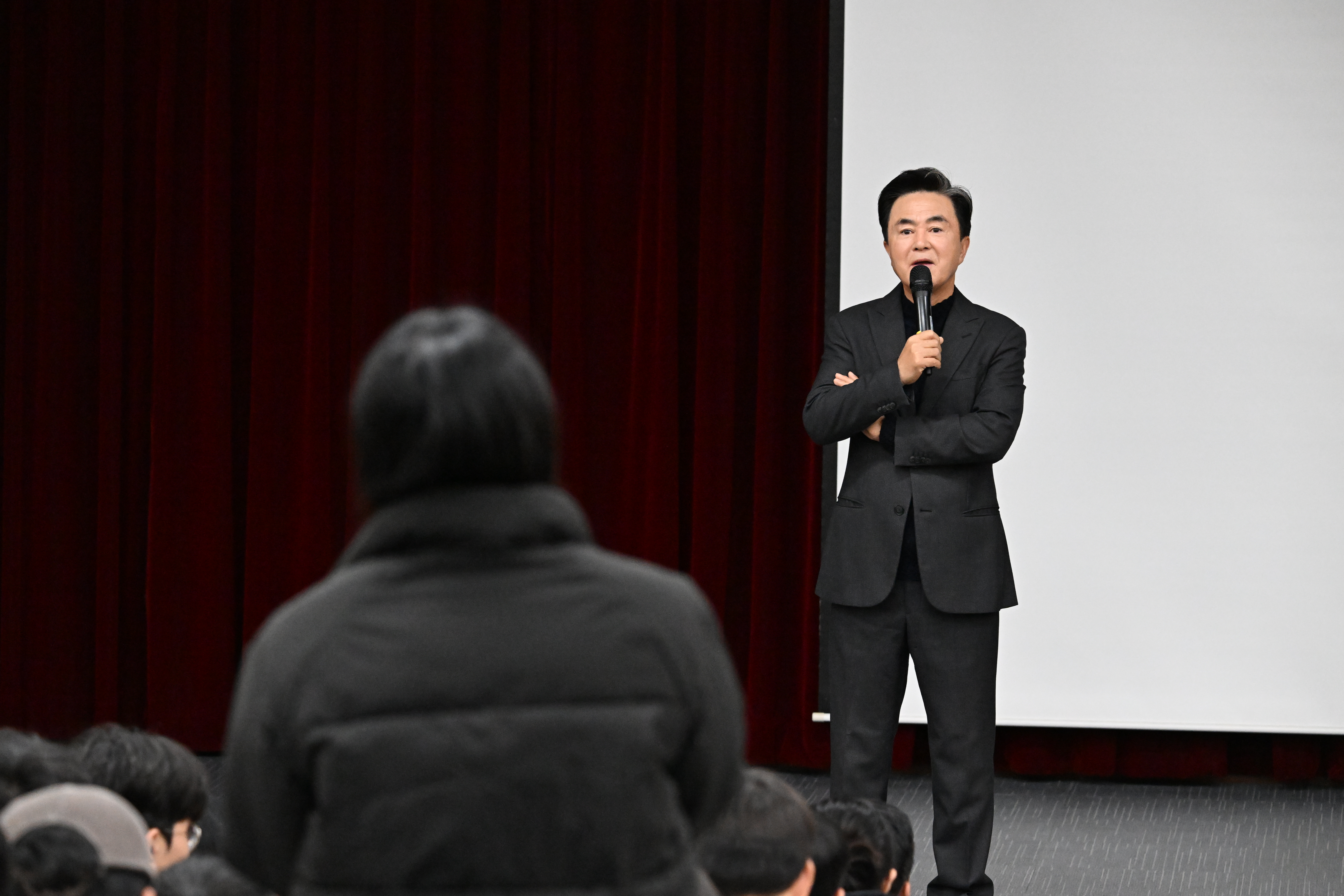 김태흠 도지사는 19일 충남대학교 농업생명과학대학 1호관 제1강당에서 충남이 이끄는 미래, 농업, 농촌의 힘쎈 도전이라는 주제로 특강을 가졌다. 관련사진 10