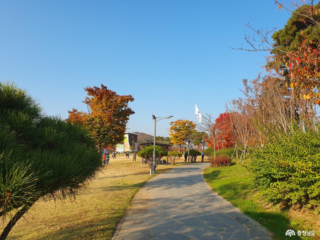 도솔광장 너나들이 도솔길 안내문